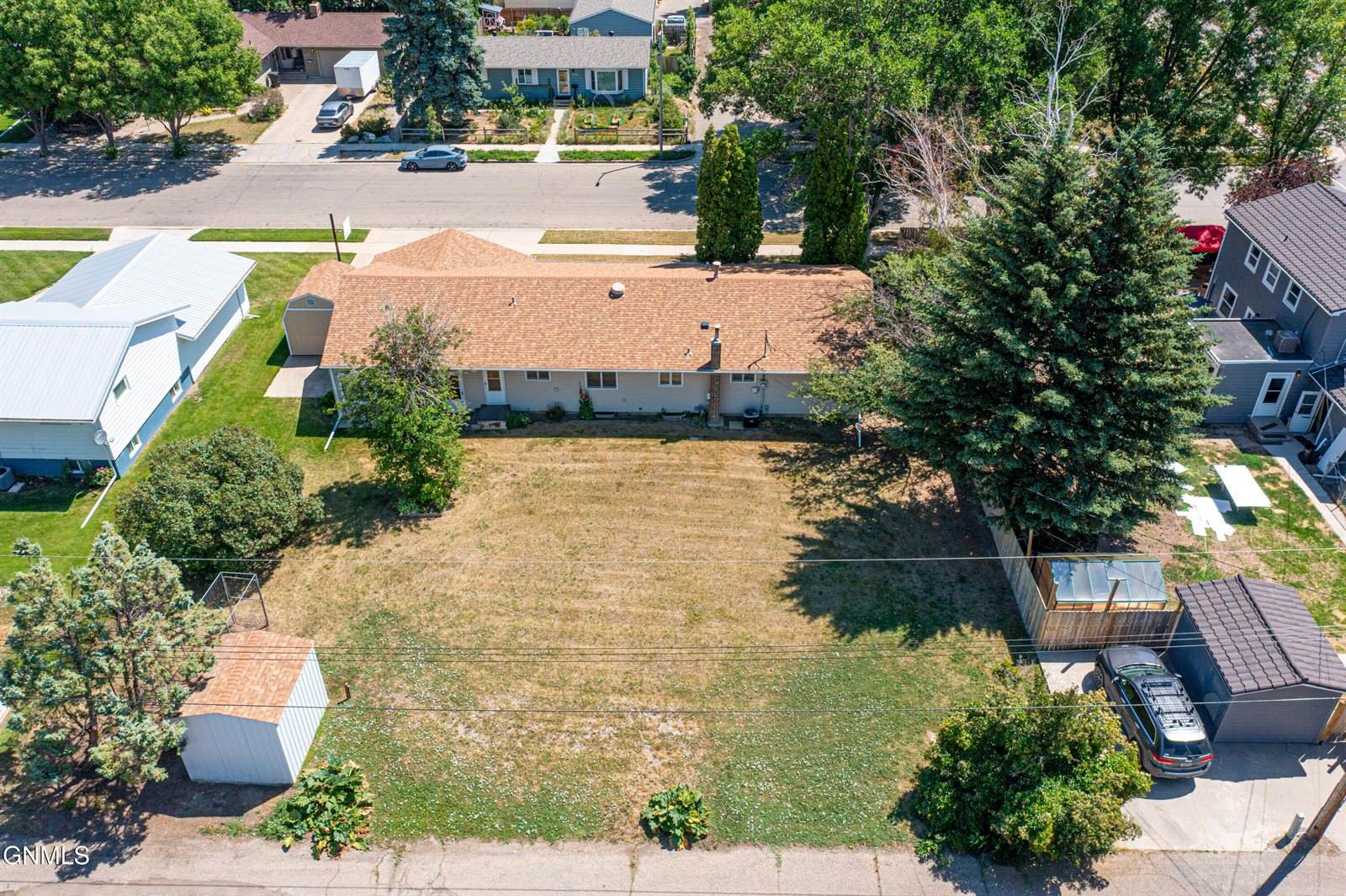 1805 2nd Avenue East, Williston, ND 58801