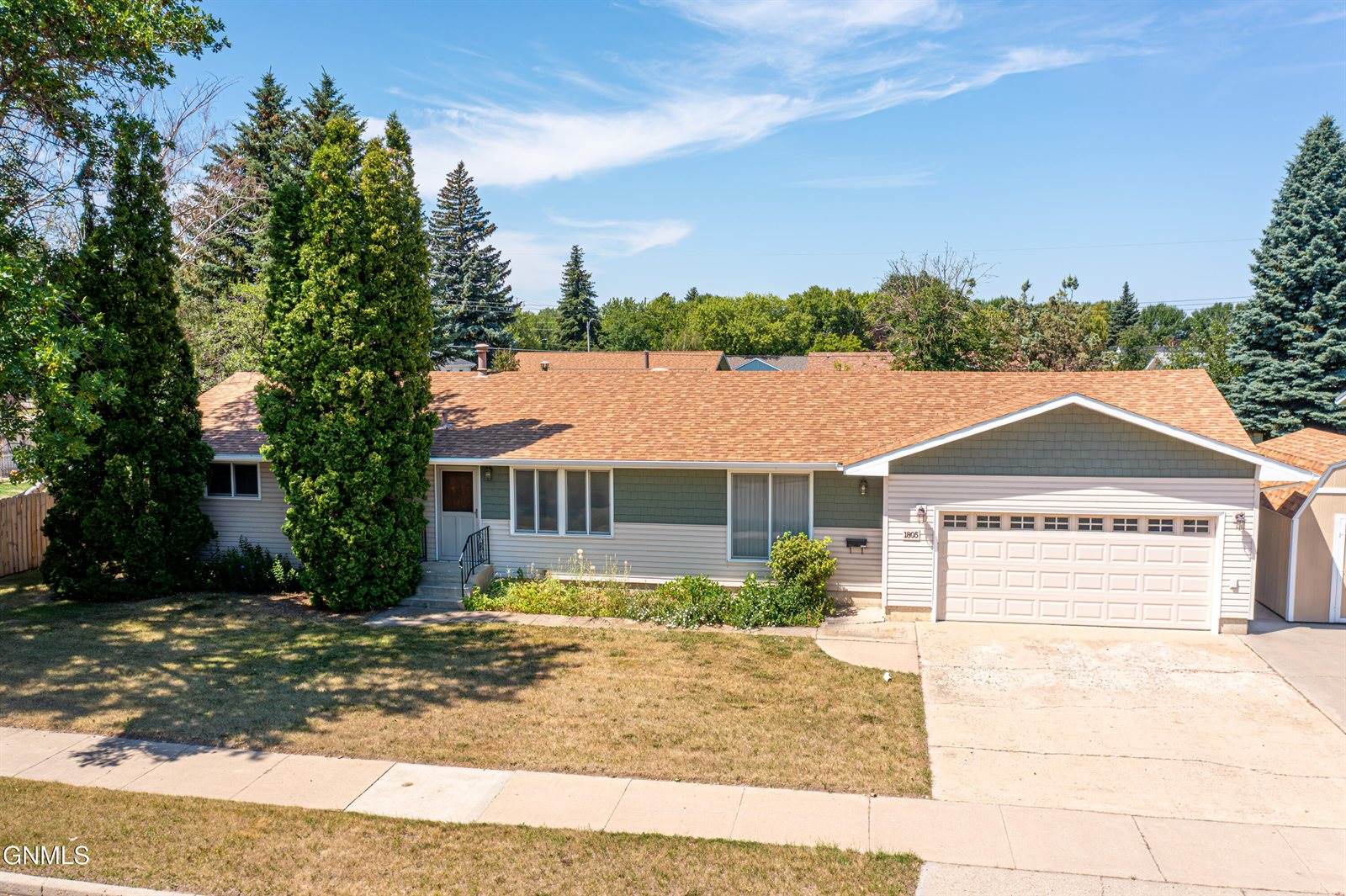 1805 2nd Avenue East, Williston, ND 58801