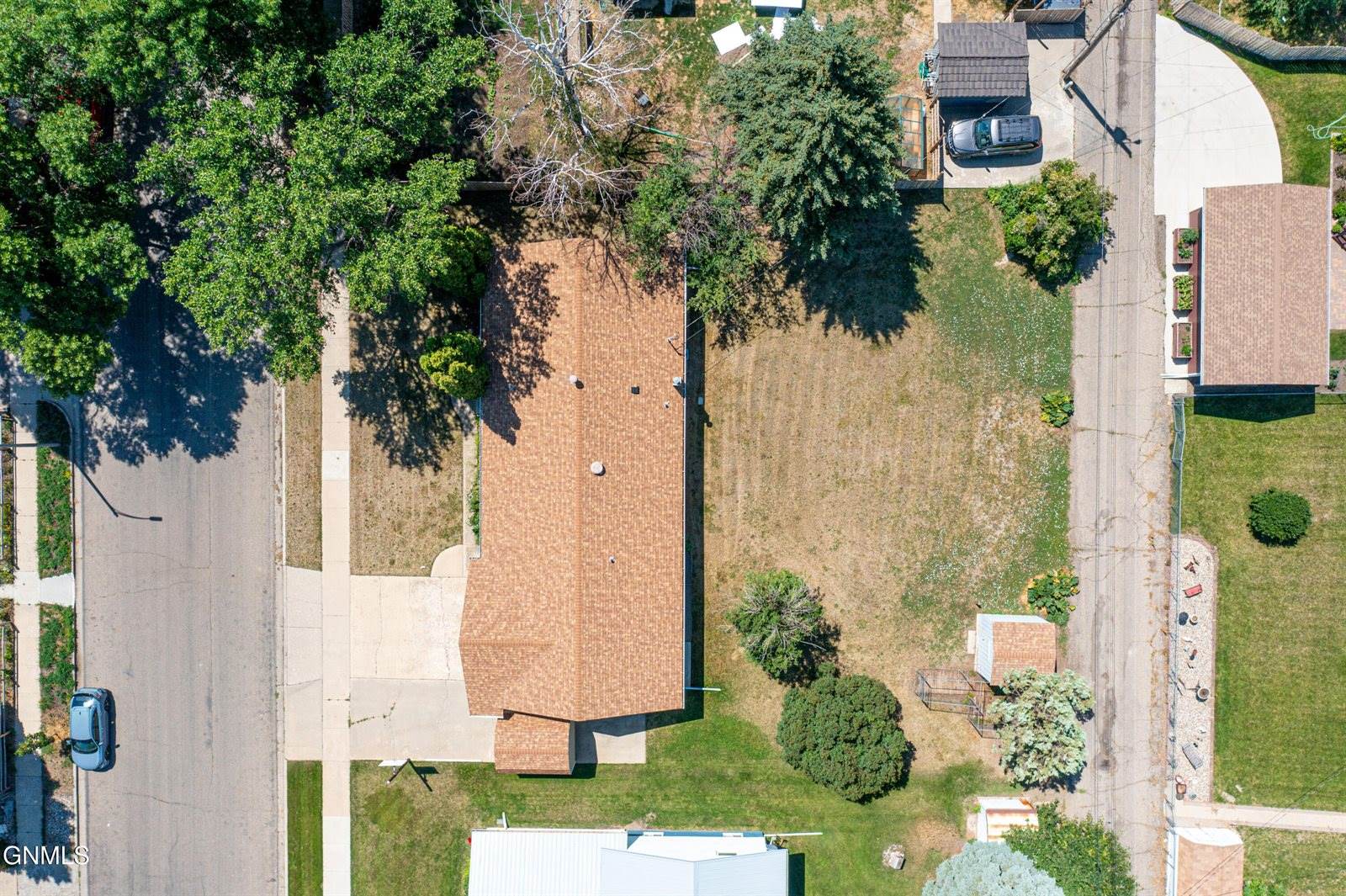 1805 2nd Avenue East, Williston, ND 58801