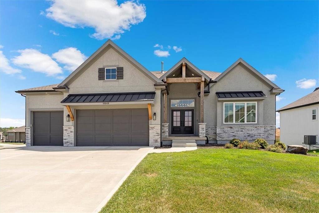 16649 South Tomashaw Street, Olathe, KS 66062