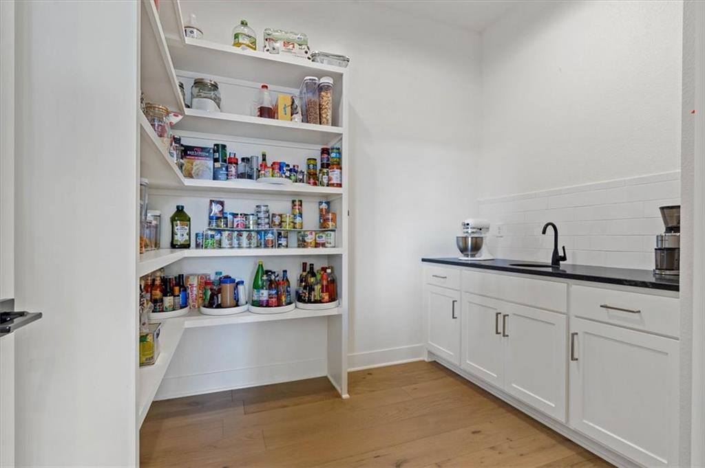 16649 South Tomashaw Street, Olathe, KS 66062