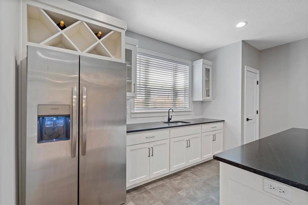 16649 South Tomashaw Street, Olathe, KS 66062