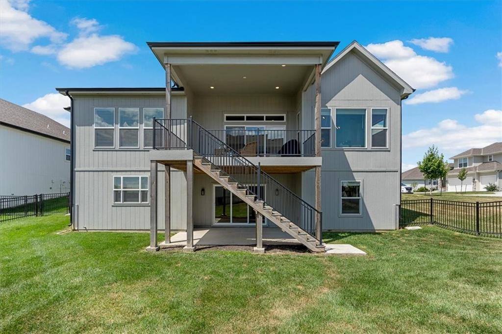 16649 South Tomashaw Street, Olathe, KS 66062