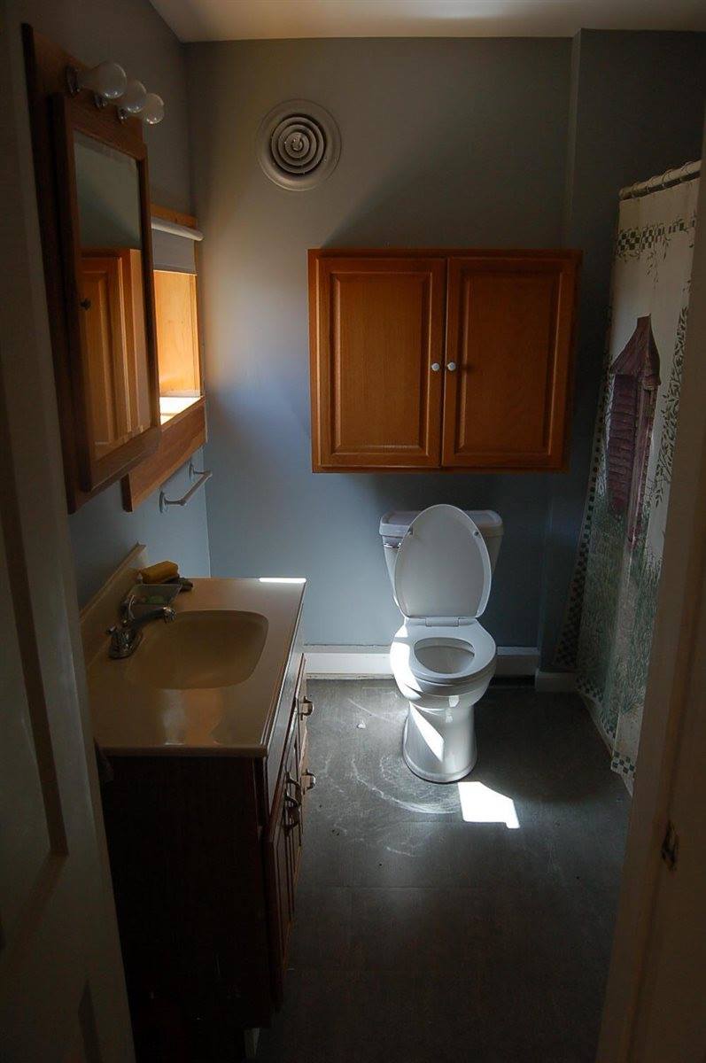 803 Main Road, Burlington, ME 04417