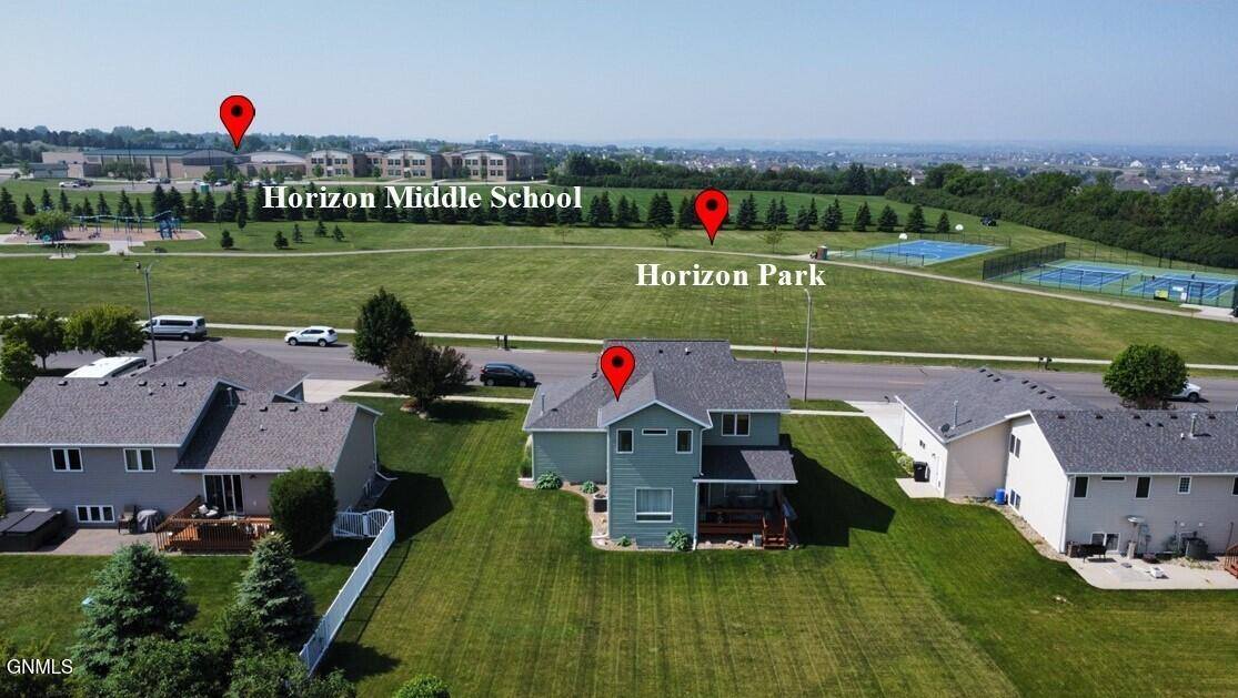 518 Medora Avenue, Bismarck, ND 58503