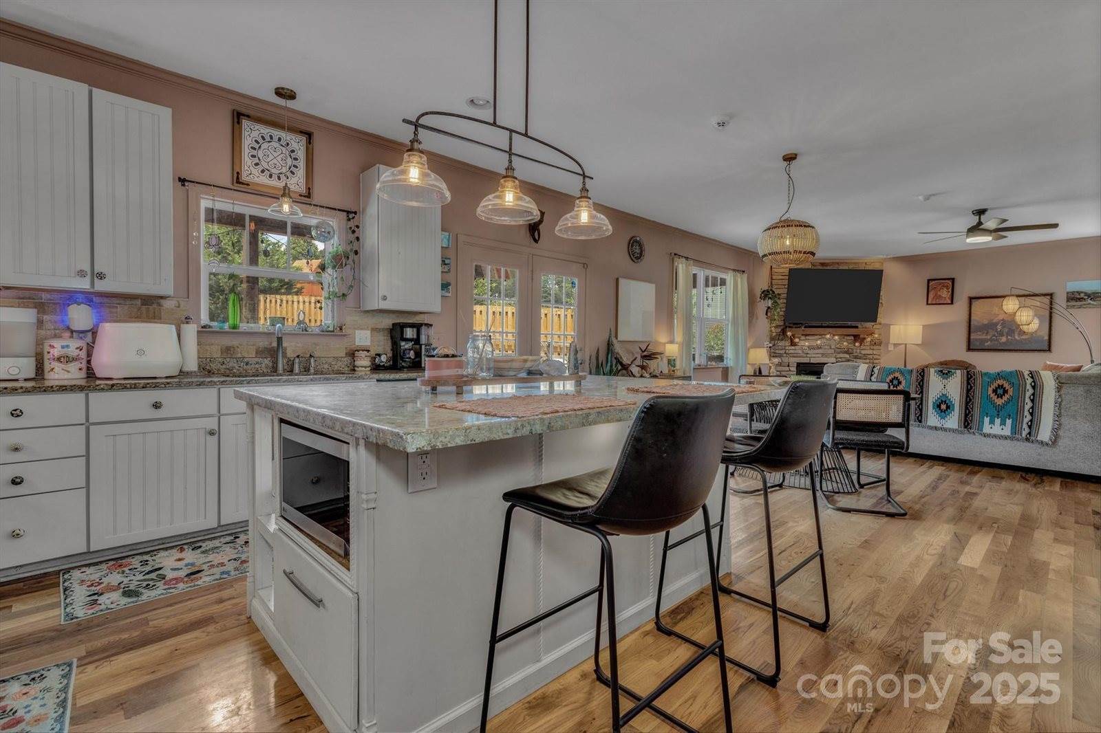 18 Glen Coe Drive, Fletcher, NC 28732