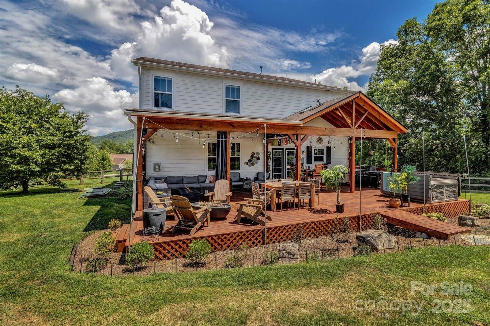 18 Glen Coe Drive, Fletcher, NC 28732