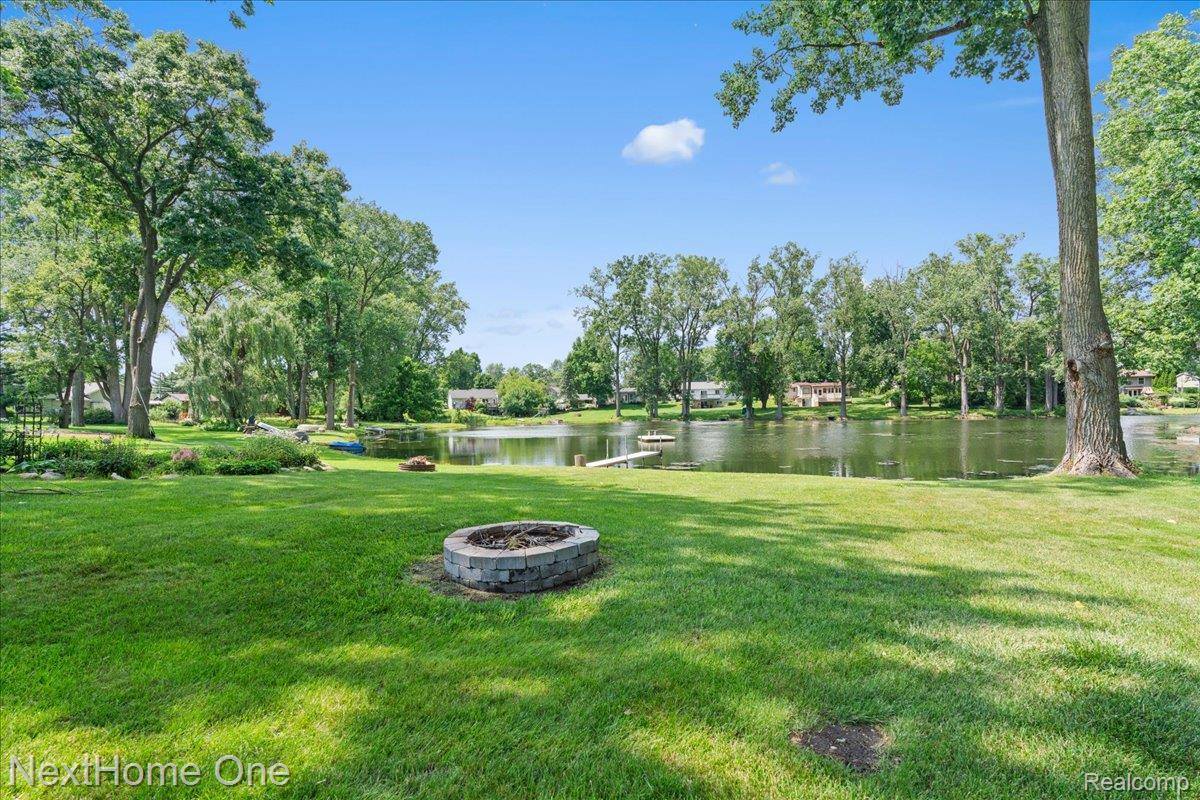 950 Intervale Drive, HighlandCharterTownship_Oakland, MI 48357