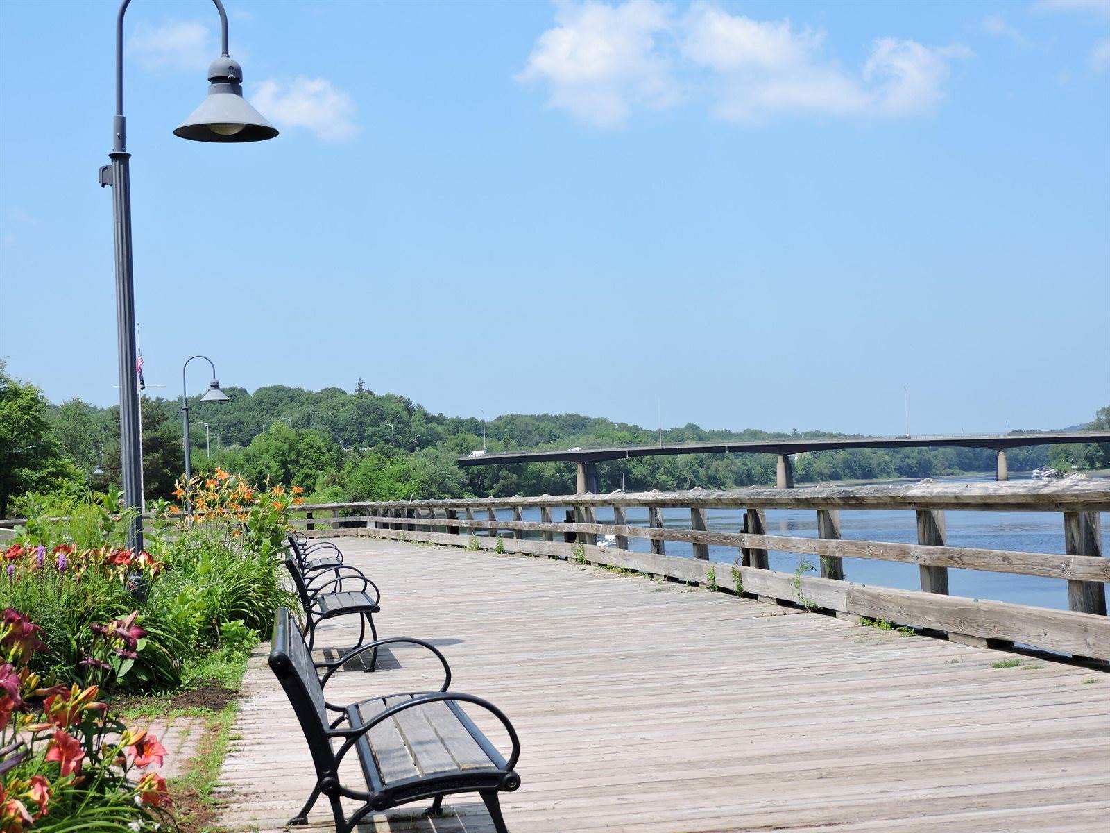 67 Church Street, Gardiner, ME 04345