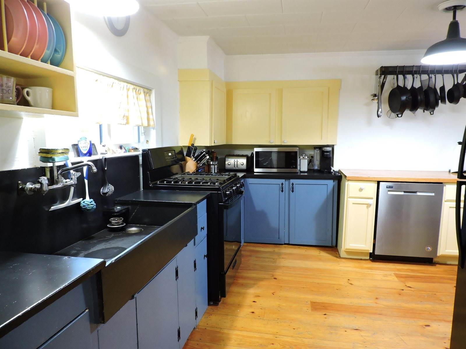 67 Church Street, Gardiner, ME 04345