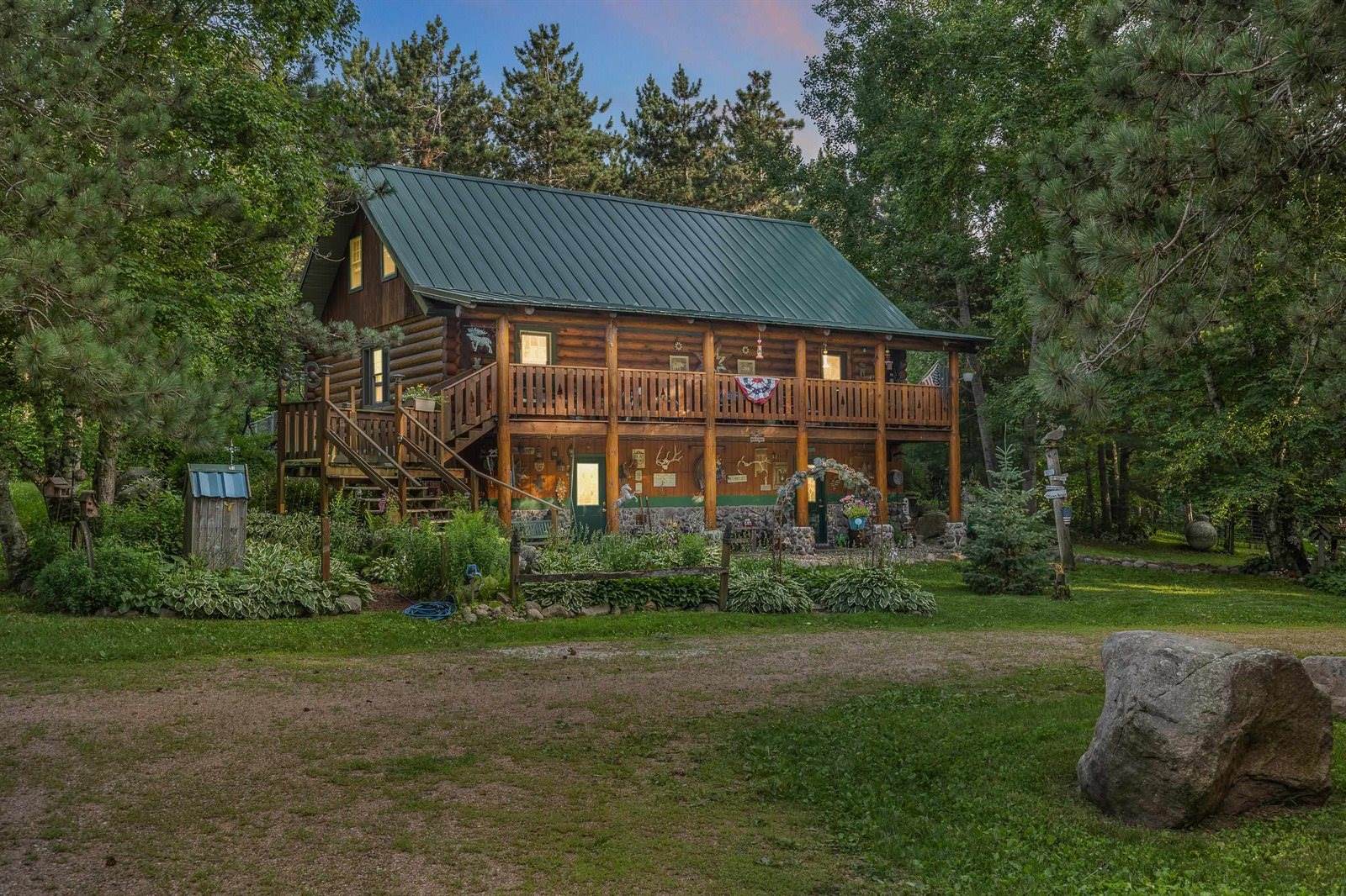 N11875 County Road P, Iola, WI 54945