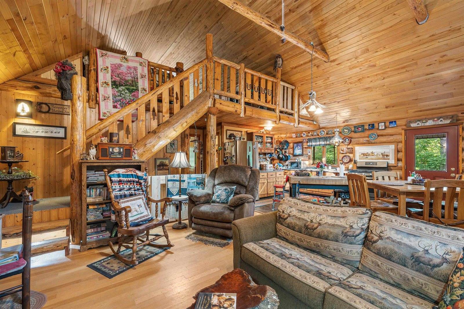 N11875 County Road P, Iola, WI 54945