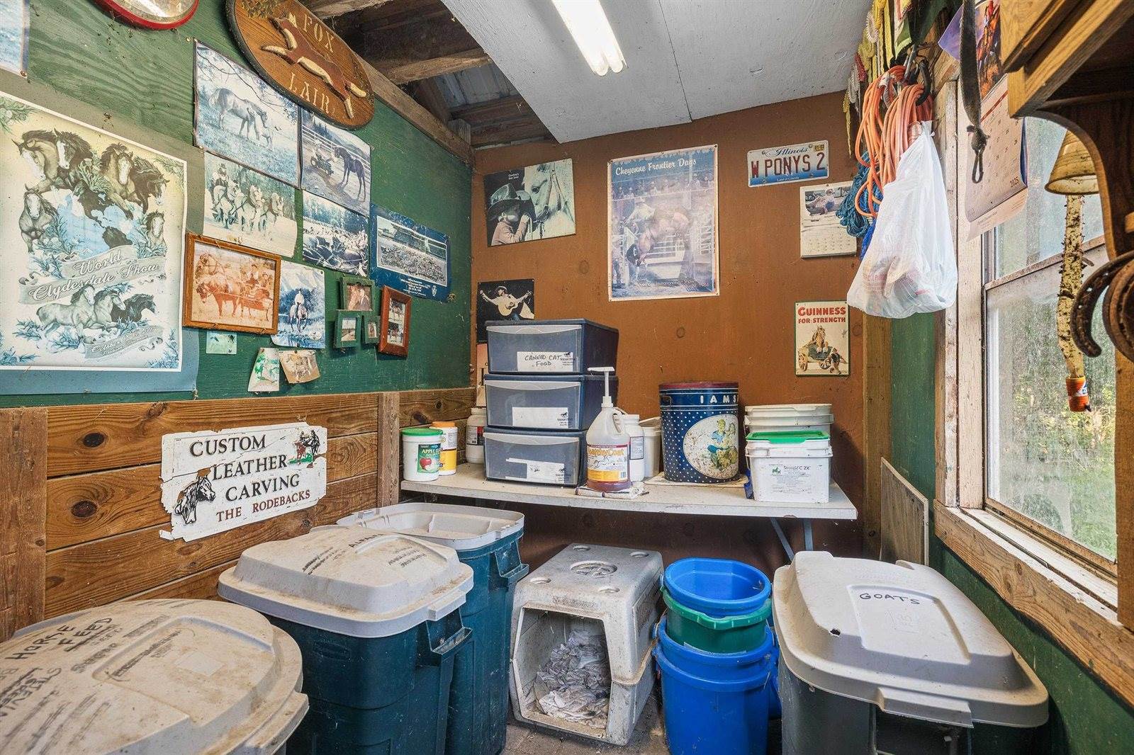 N11875 County Road P, Iola, WI 54945