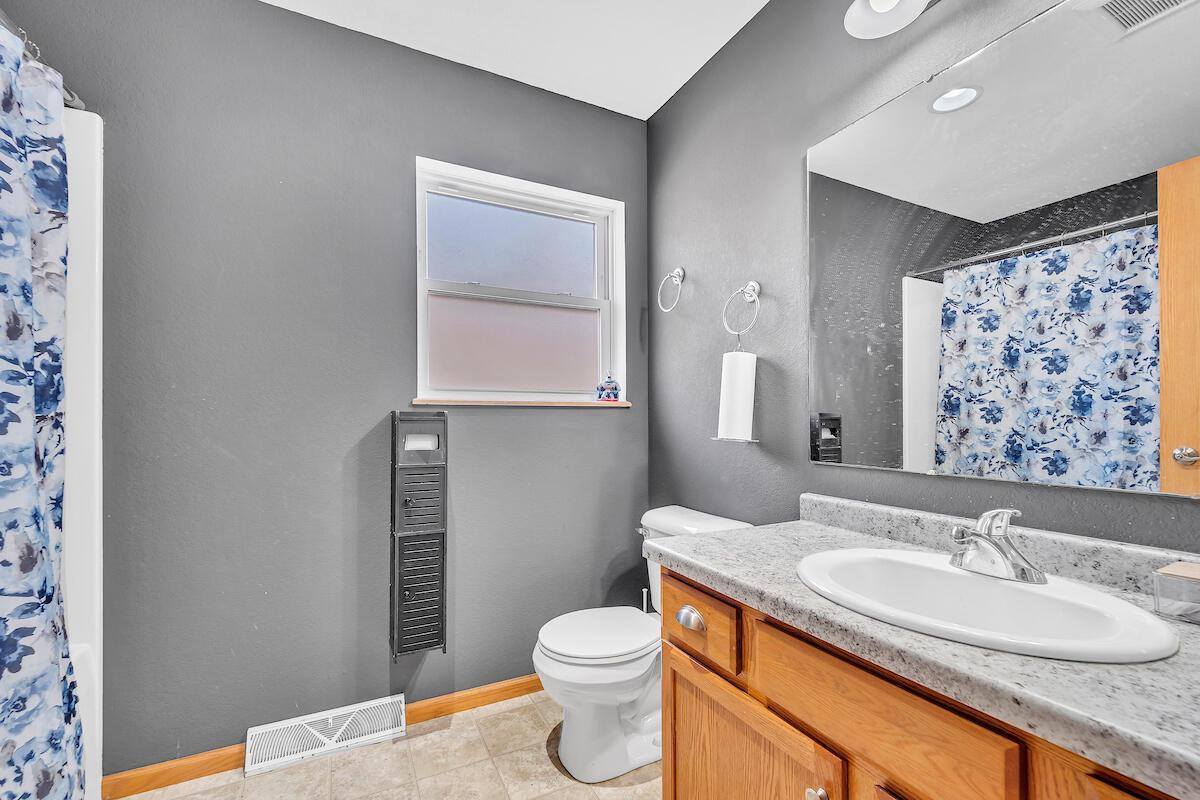 2026 S 14th STREET, Milwaukee, WI 53204