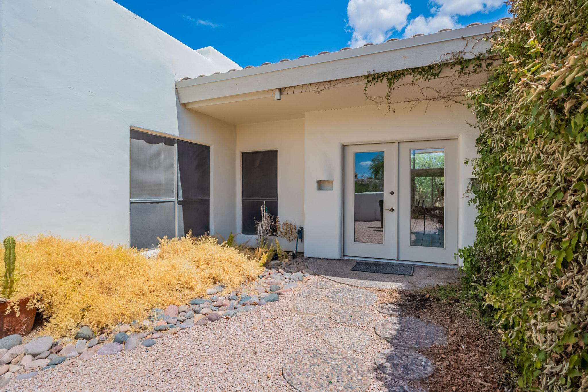 8731 E San Felipe Dr, Scottsdale, AZ 85258