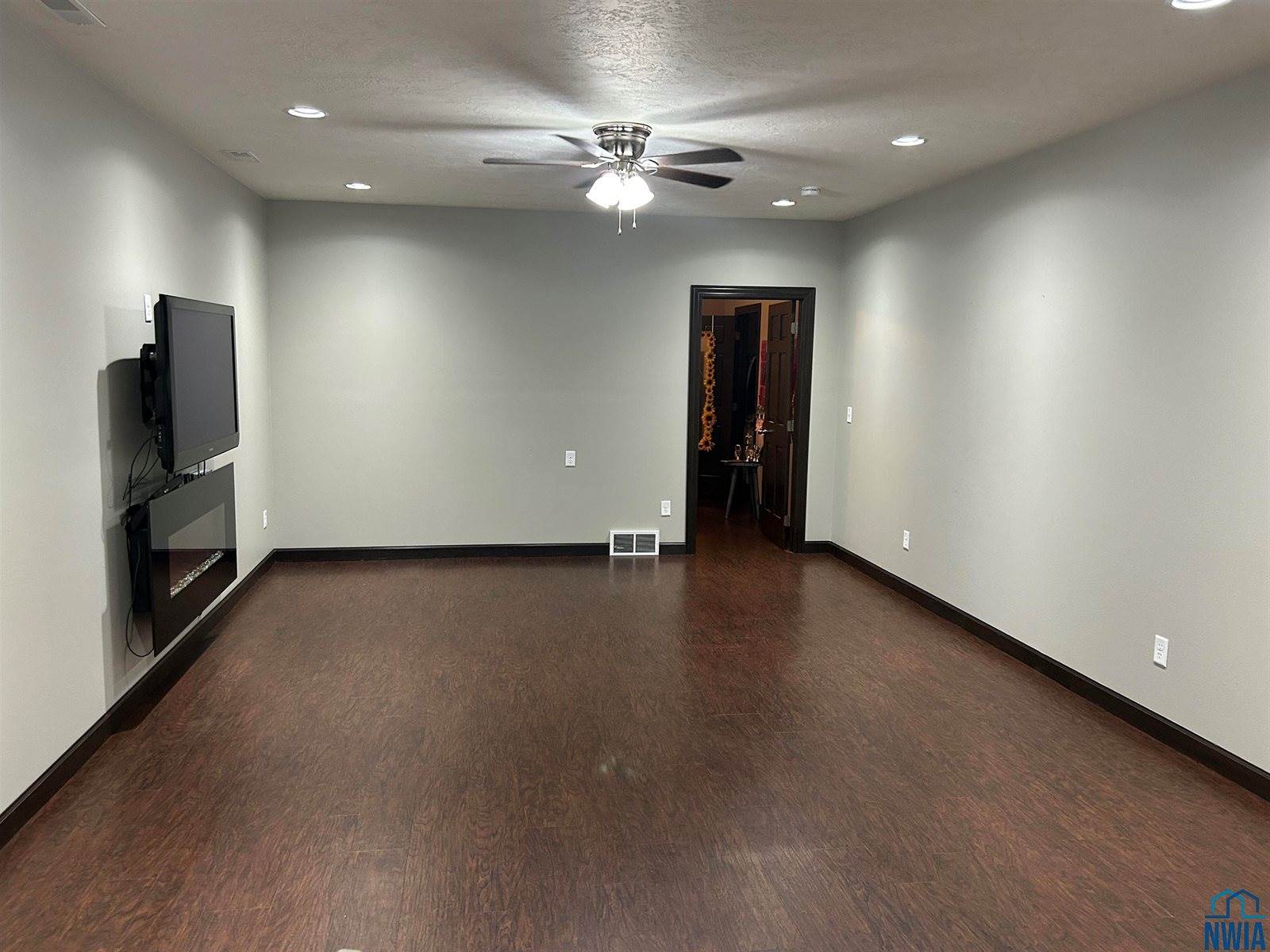 875 E Sawgrass Trail, Dakota Dunes, SD 57049