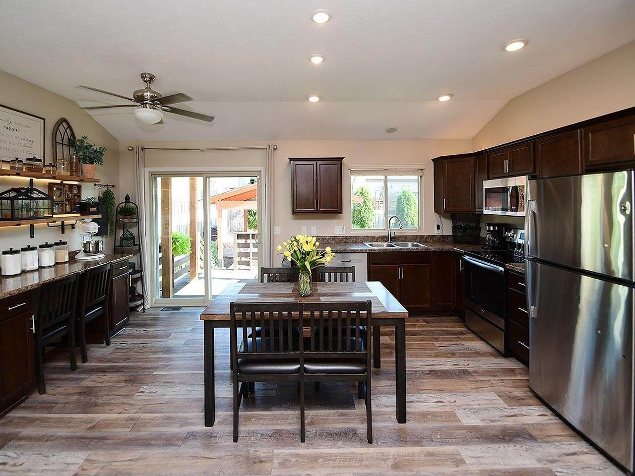 14602 Gilder Avenue, Bennington, NE 68007