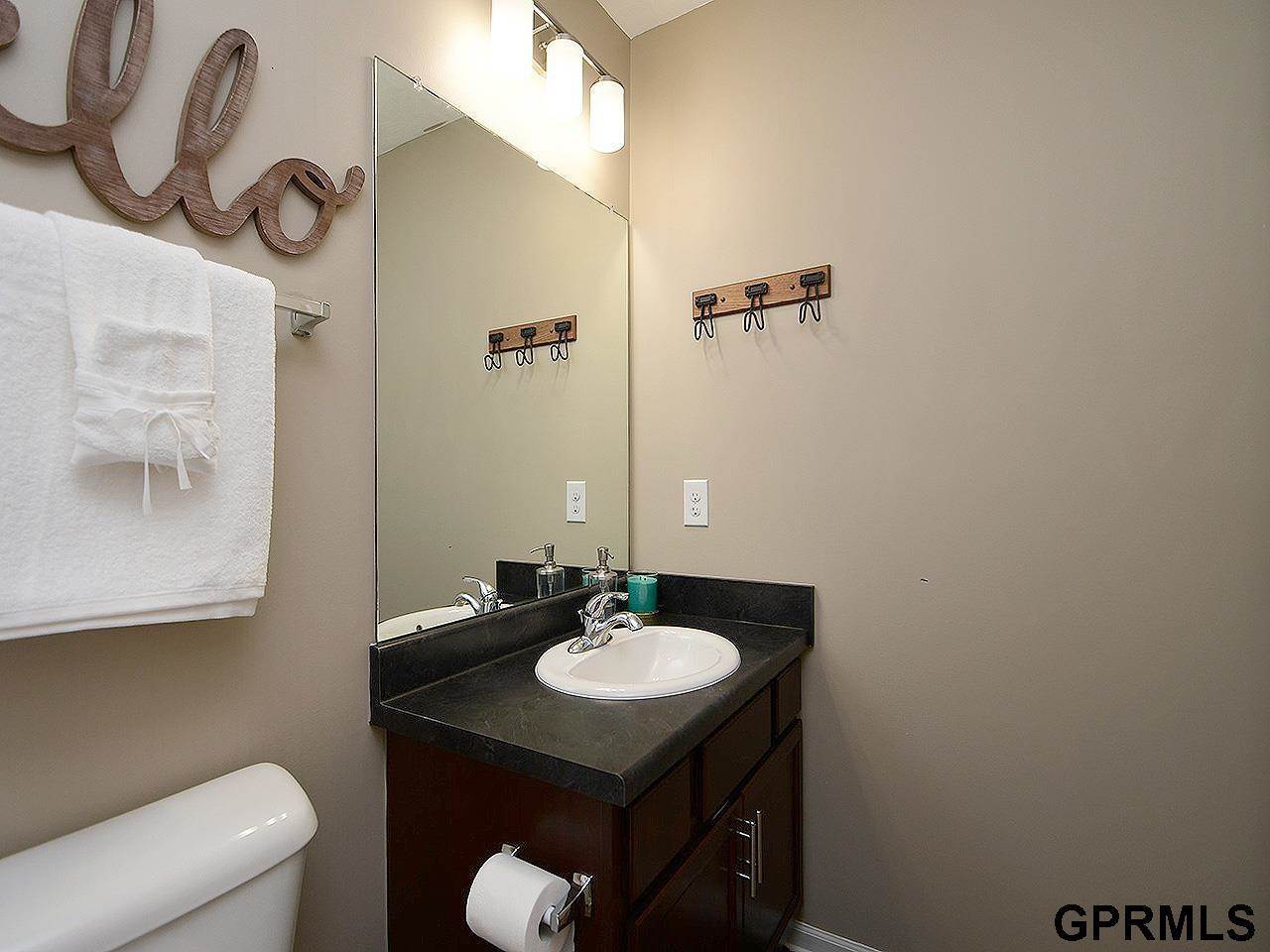 14602 Gilder Avenue, Bennington, NE 68007