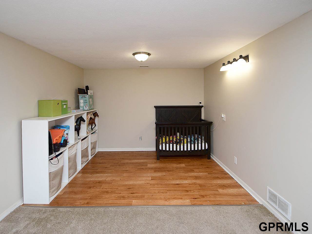 14602 Gilder Avenue, Bennington, NE 68007