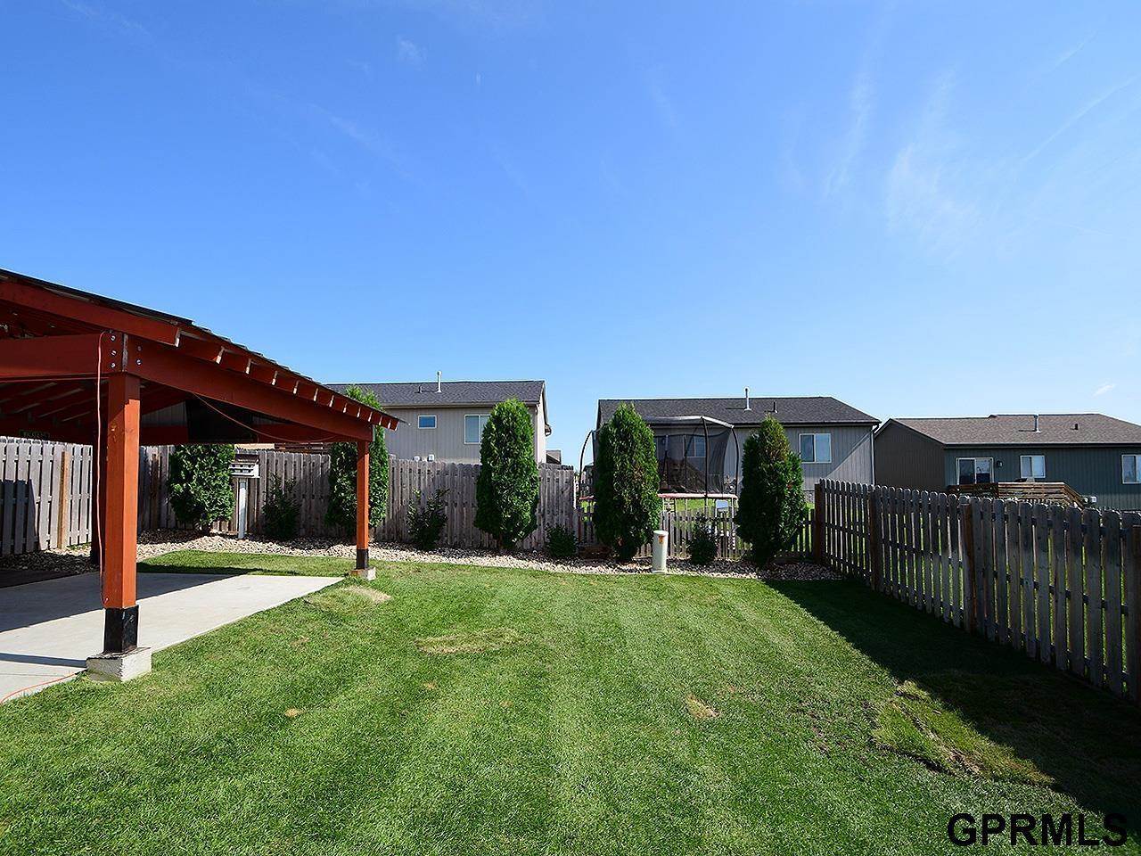 14602 Gilder Avenue, Bennington, NE 68007