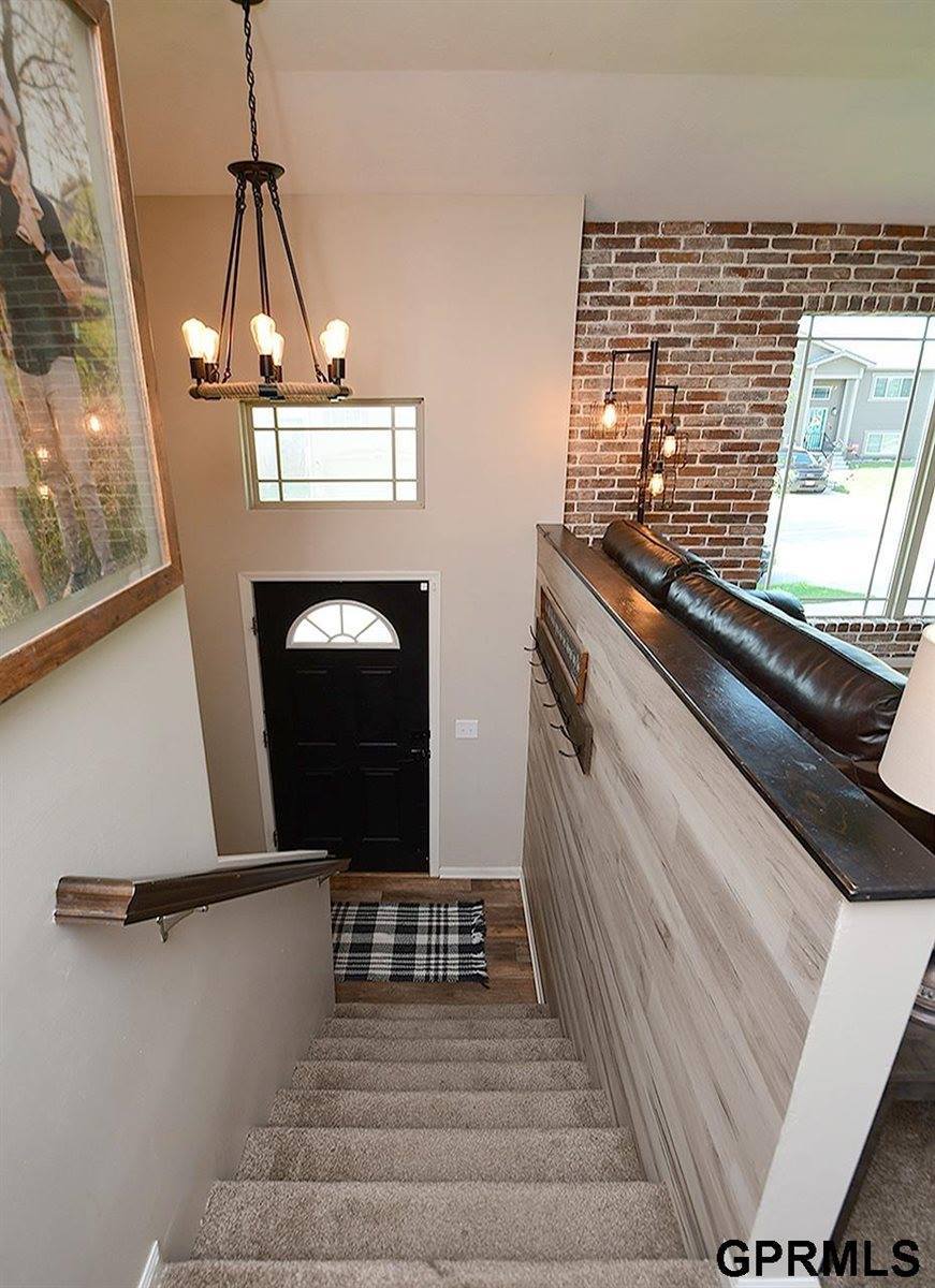 14602 Gilder Avenue, Bennington, NE 68007