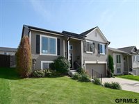 14602 Gilder Avenue, Bennington, NE 68007