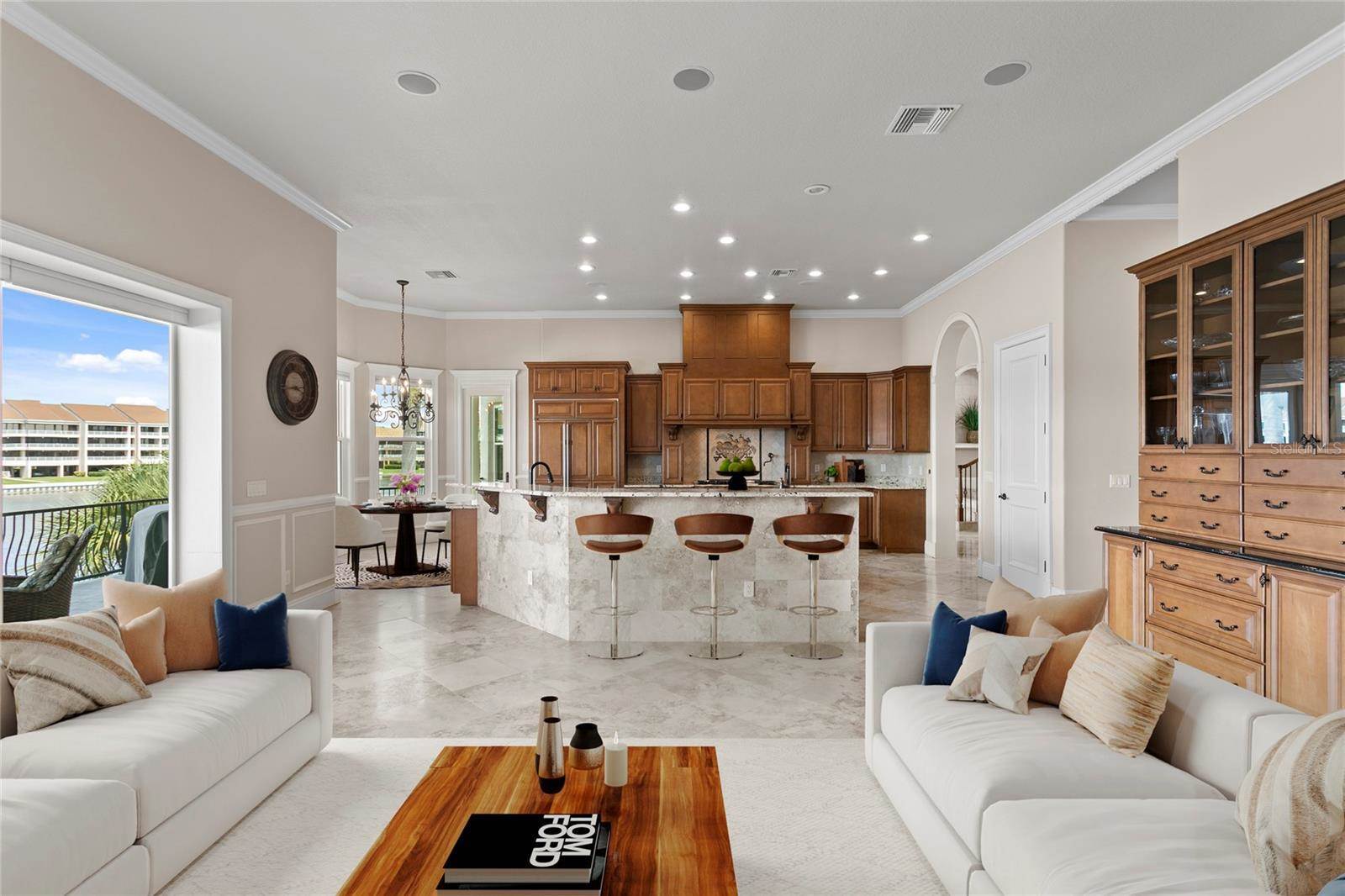 6109 S Pasadena Point Boulevard, Saint Petersburg, FL 33707