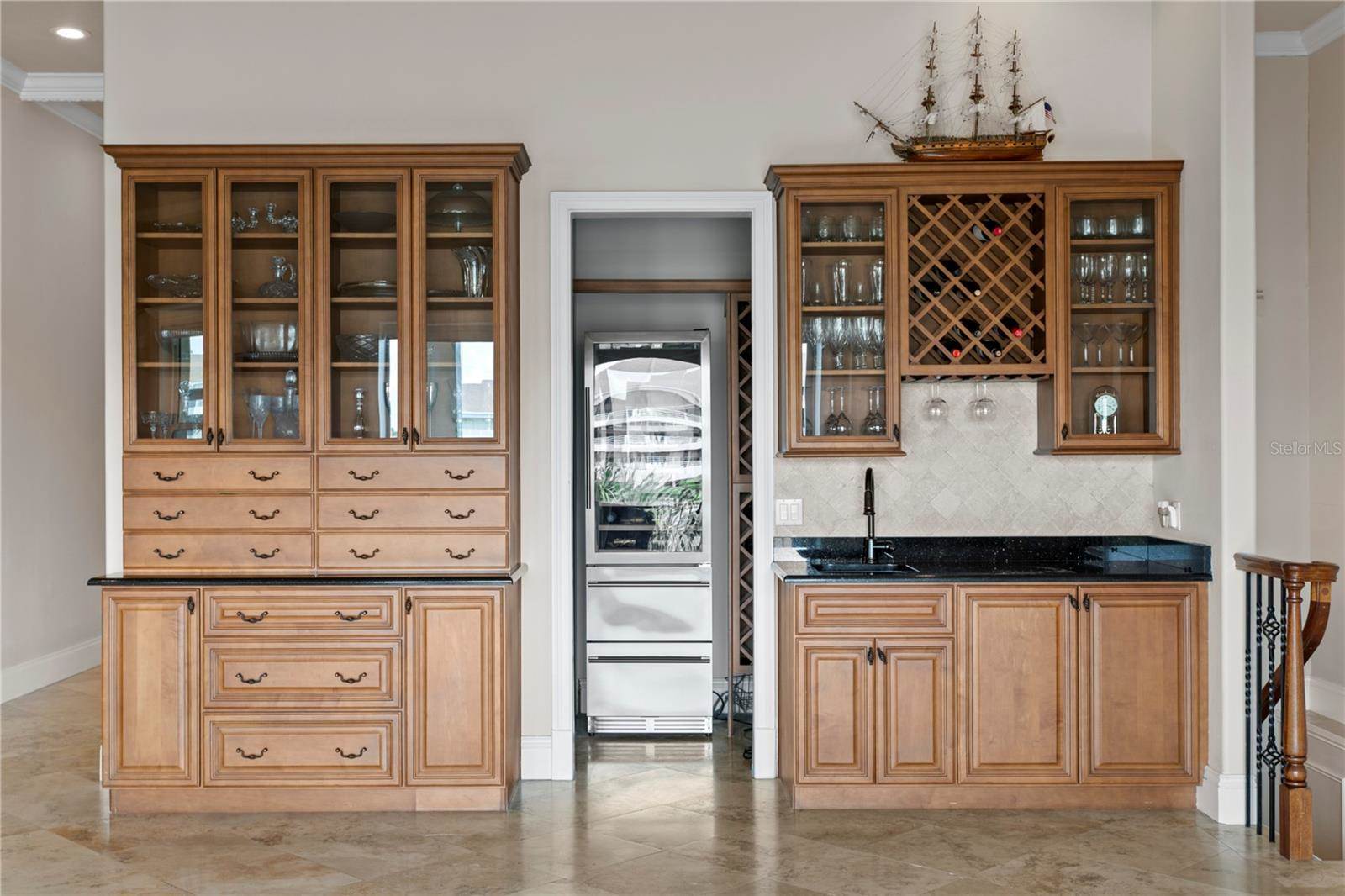 6109 S Pasadena Point Boulevard, Saint Petersburg, FL 33707