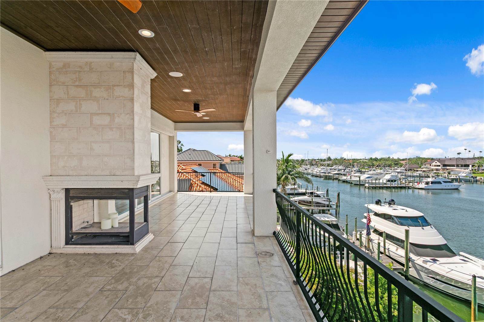 6109 S Pasadena Point Boulevard, Saint Petersburg, FL 33707