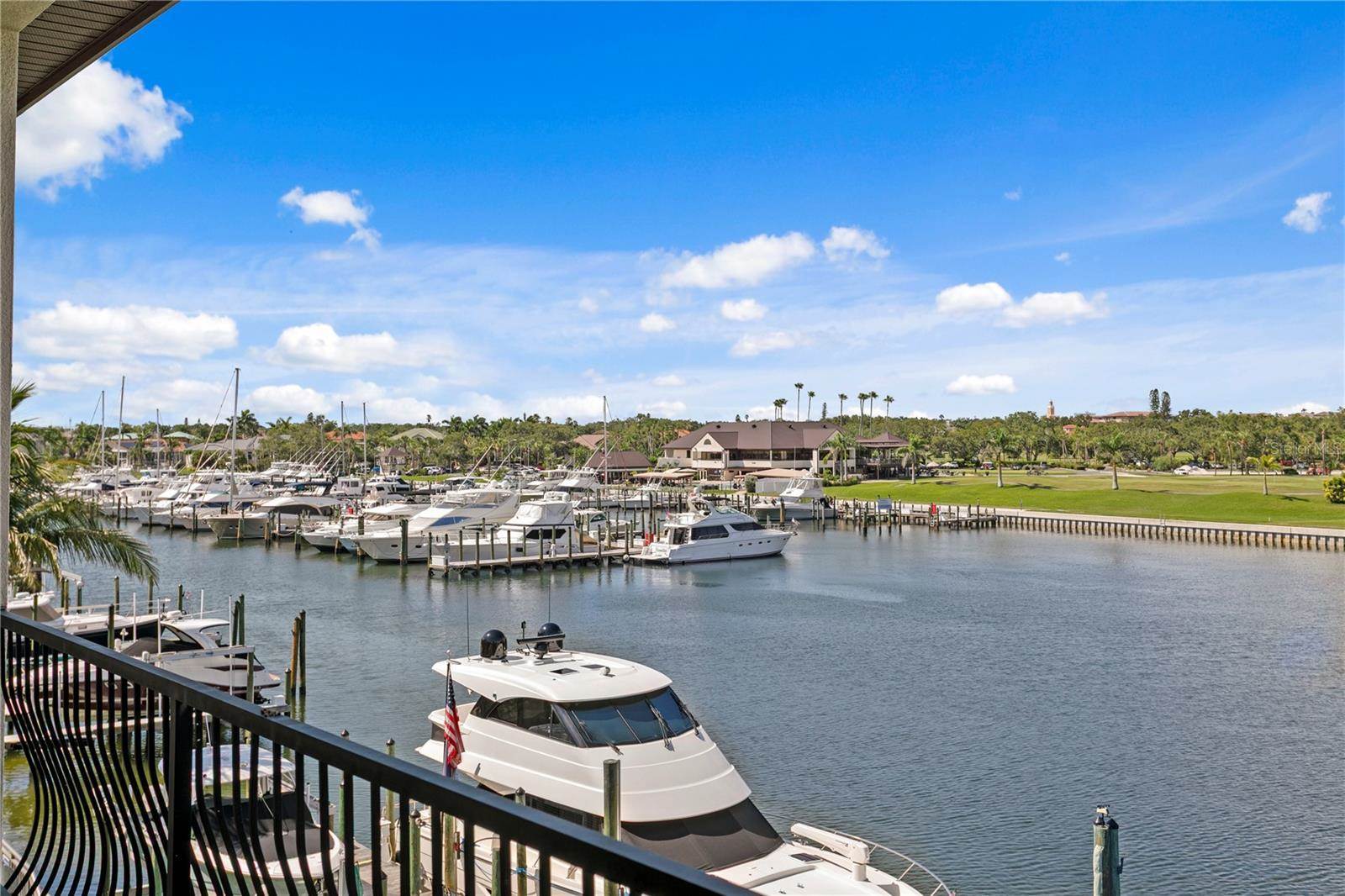 6109 S Pasadena Point Boulevard, Saint Petersburg, FL 33707