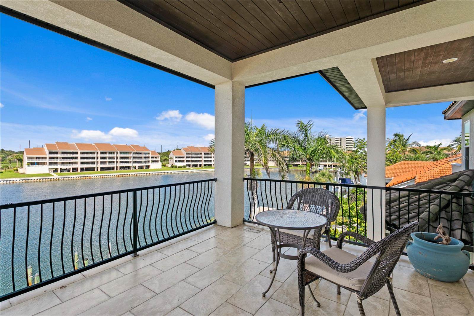 6109 S Pasadena Point Boulevard, Saint Petersburg, FL 33707