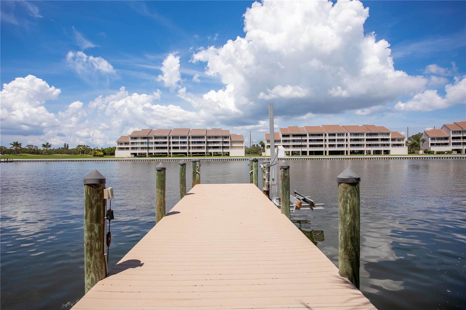 6109 S Pasadena Point Boulevard, Saint Petersburg, FL 33707