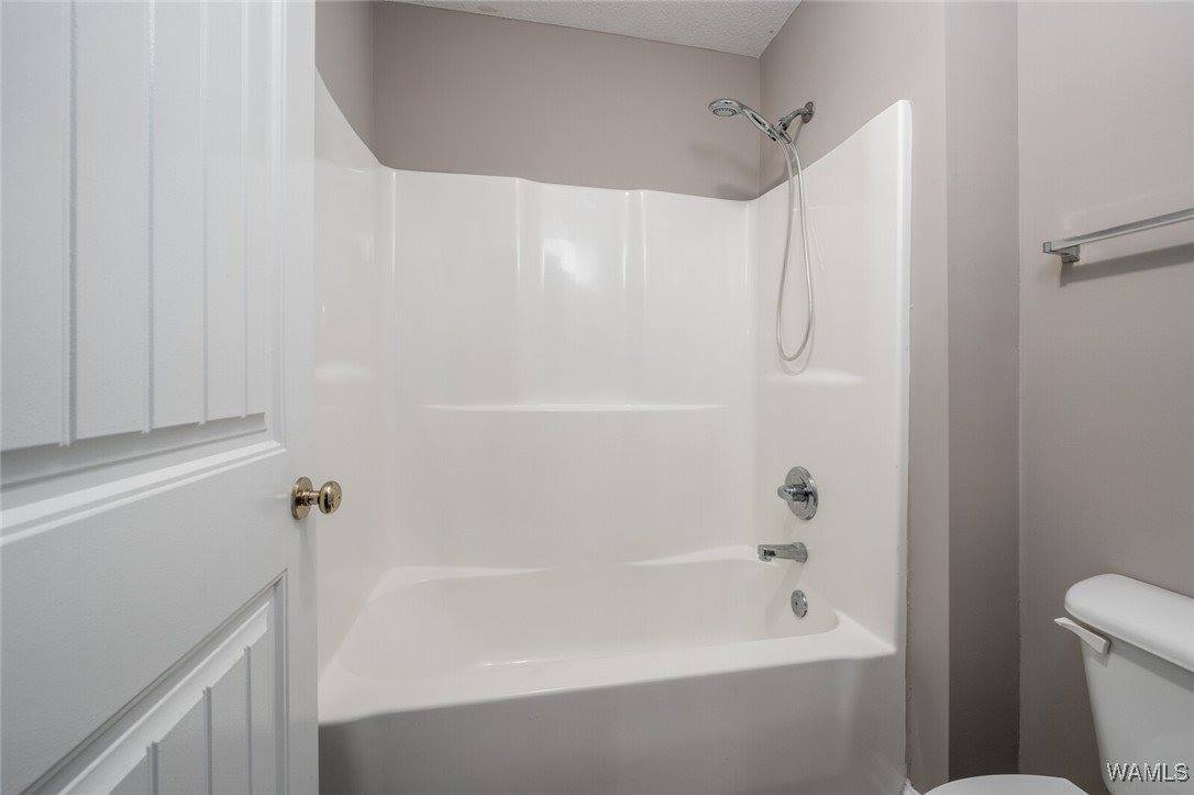 4615 Oak Meadow Divide, Northport, AL 35473