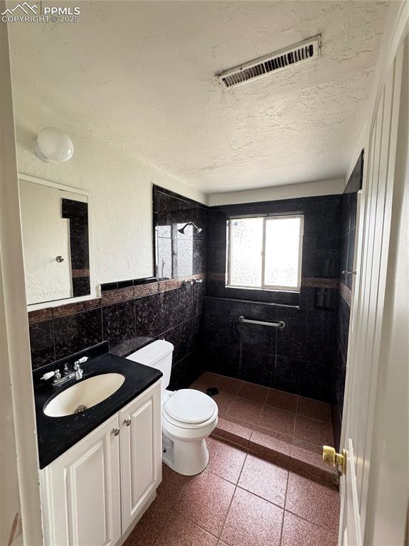 1116 Cambridge Avenue, Colorado Springs, CO 80906