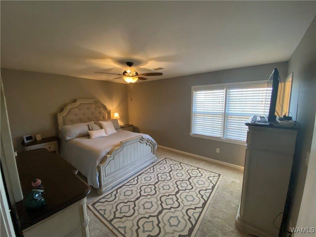 10241 Meadowood Drive, Tuscaloosa, AL 35405