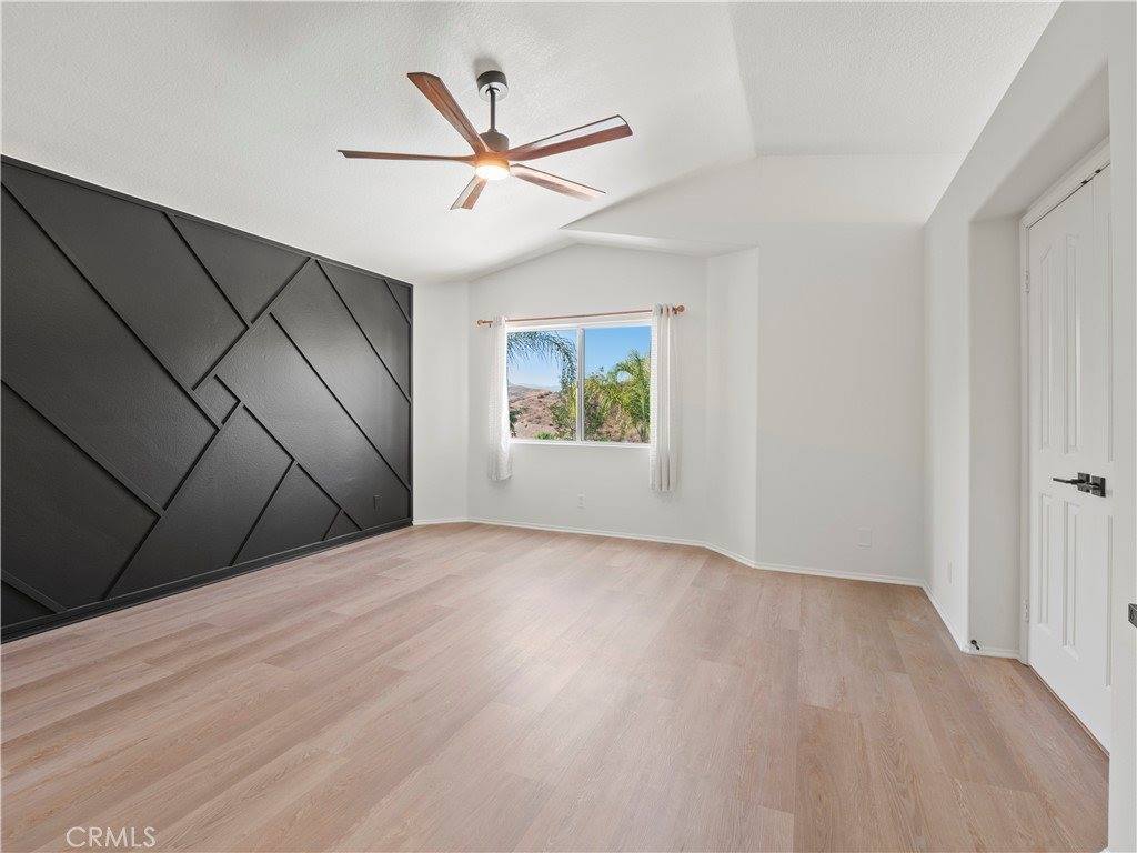 22325 Mandarin Lane, Saugus, CA 91390