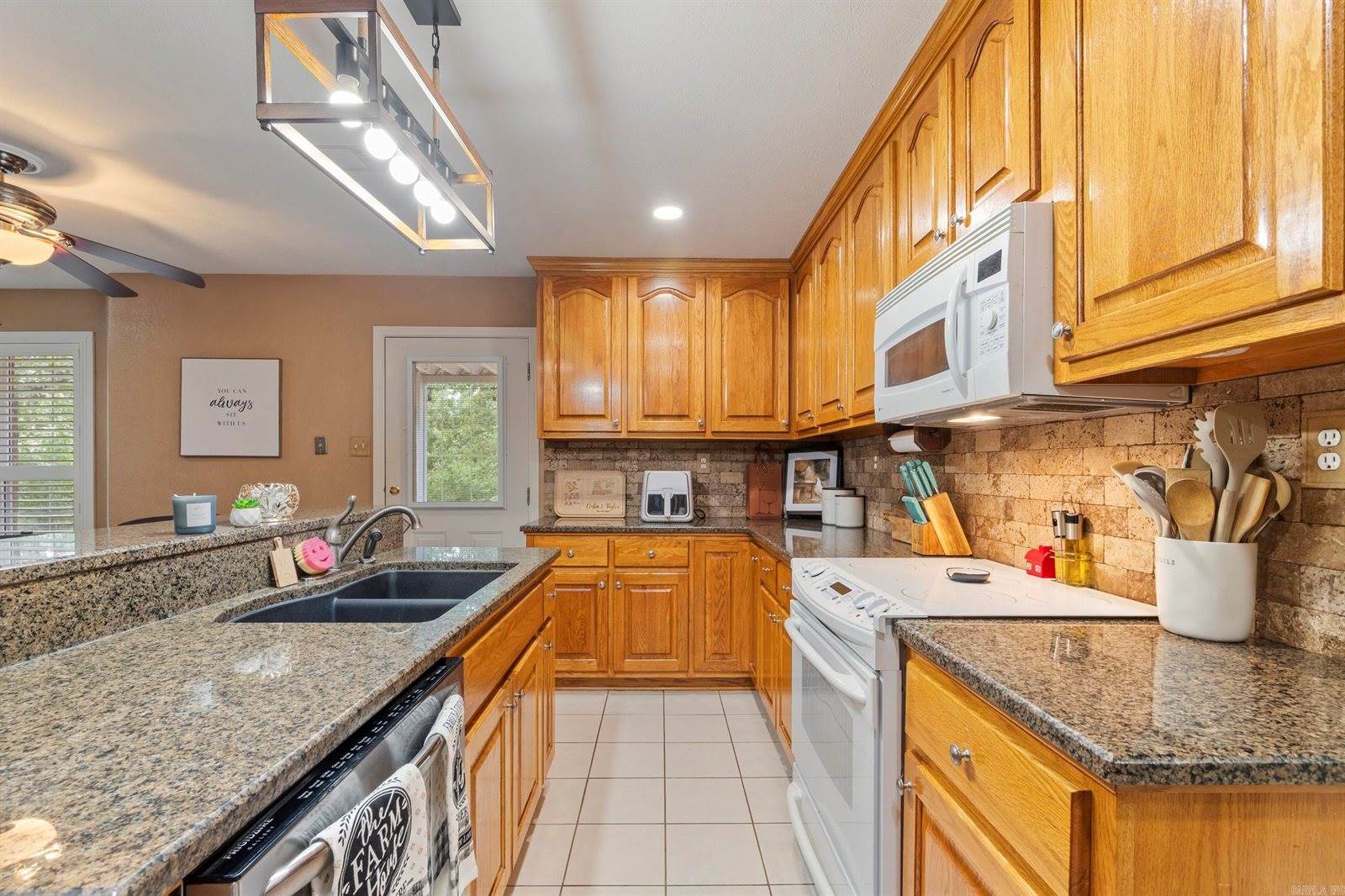 101 Quail Valley Road, Sherwood, AR 72120