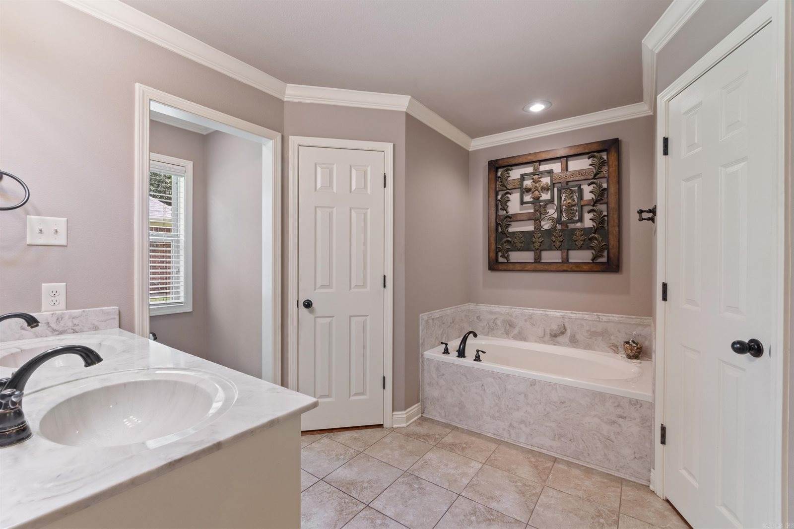 30 McClellan Drive, Cabot, AR 72023