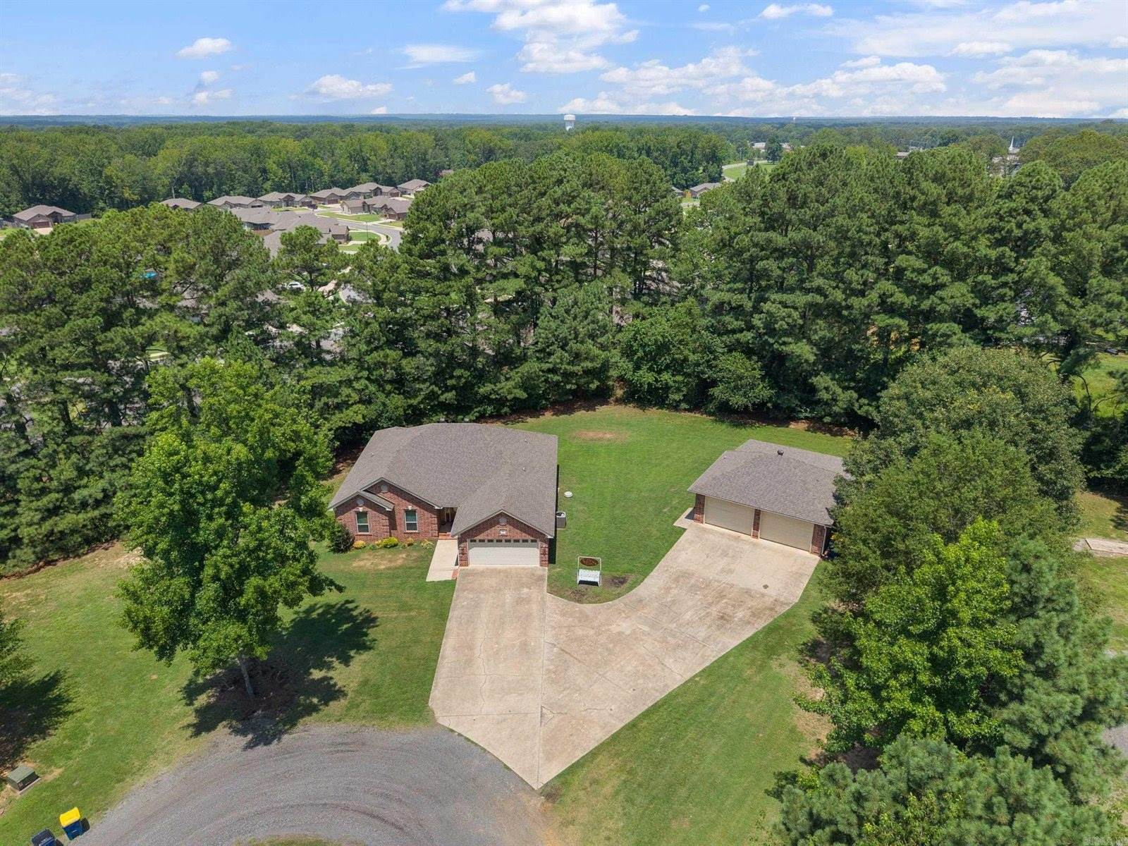 30 McClellan Drive, Cabot, AR 72023