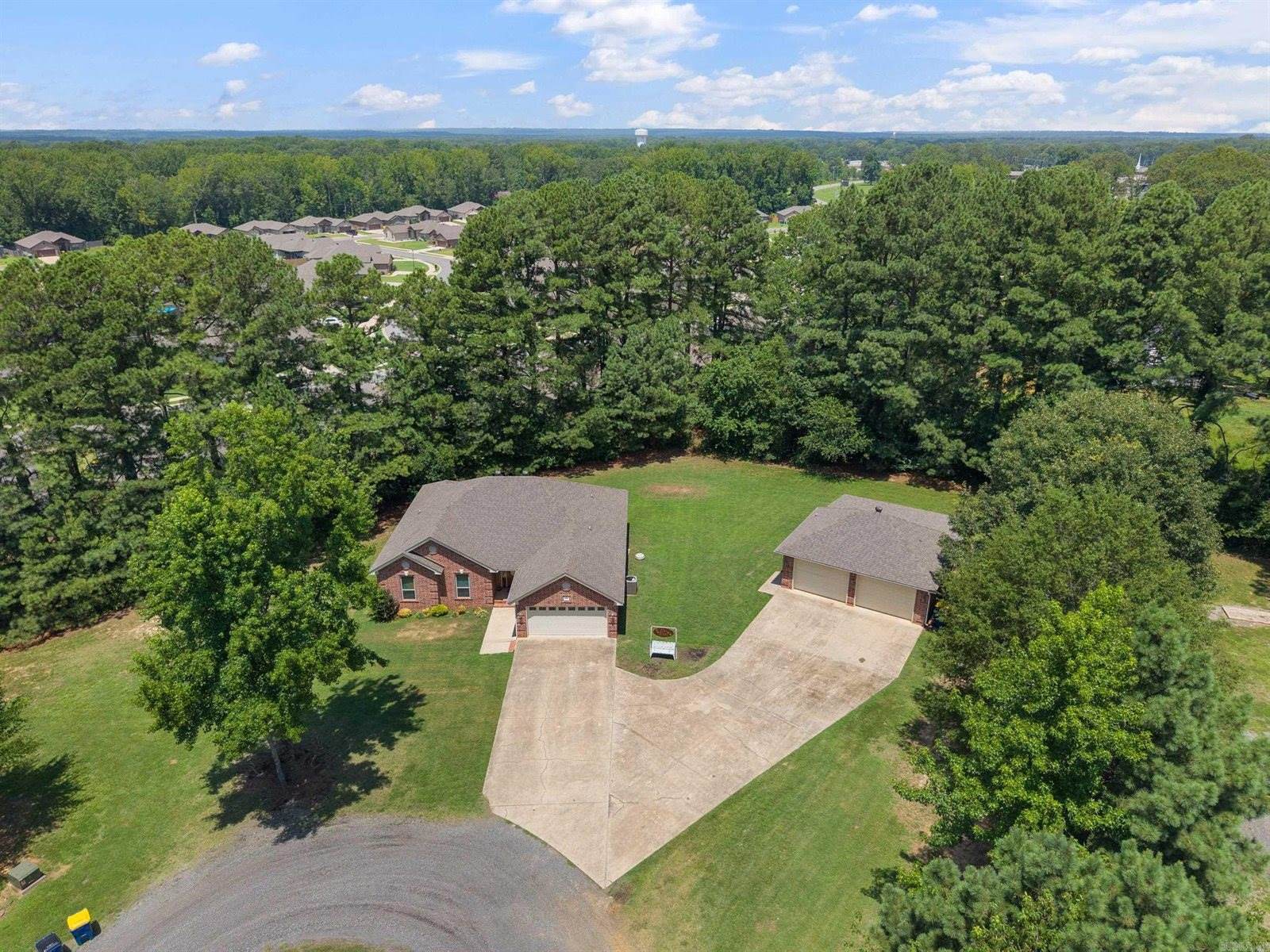 30 McClellan Drive, Cabot, AR 72023