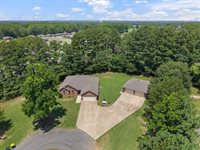 30 McClellan Drive, Cabot, AR 72023