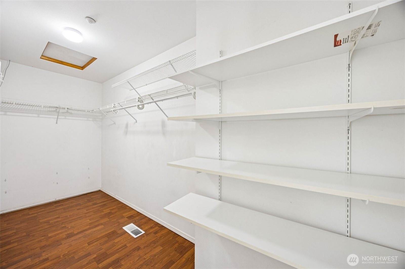 2144 McDonald Avenue, Dupont, WA 98327