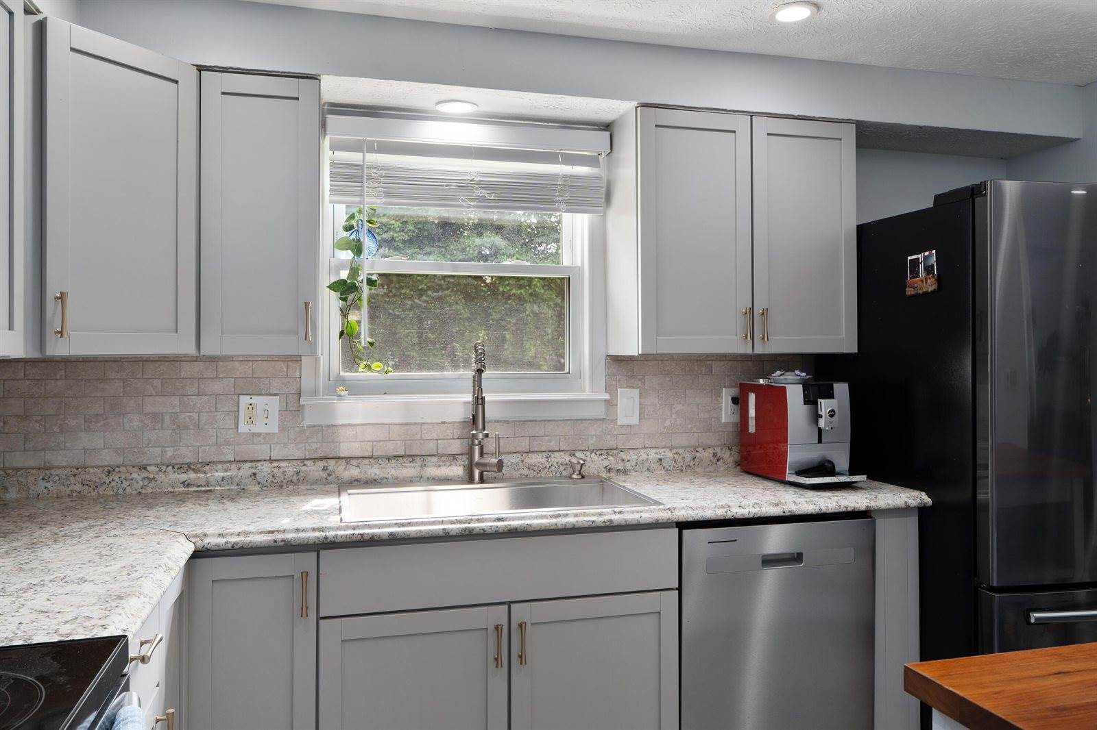 2178 Leah Lane, Reynoldsburg, OH 43068