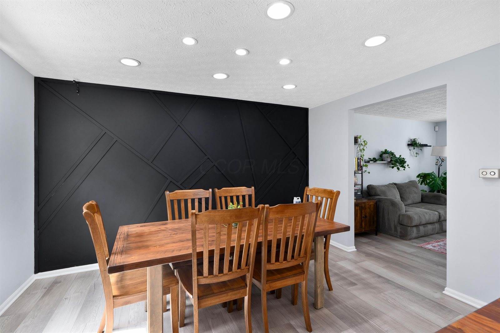 2178 Leah Lane, Reynoldsburg, OH 43068