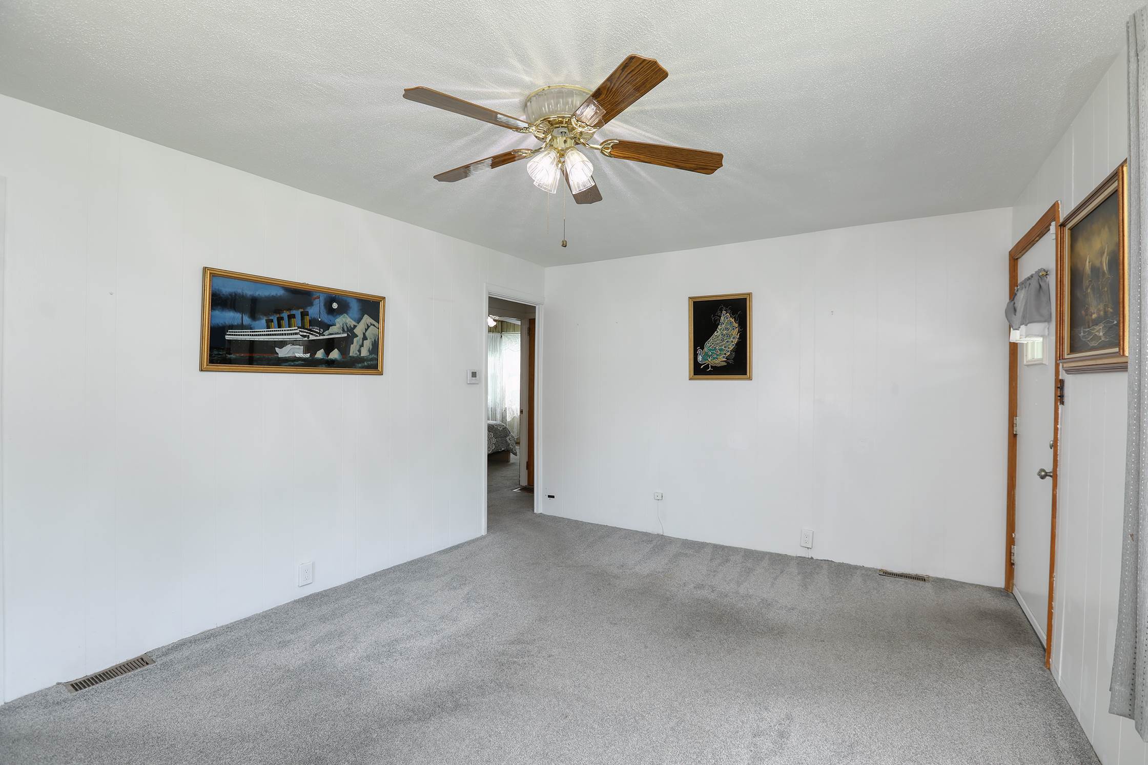 183 Franklyn Road, Ewing, NJ 08628