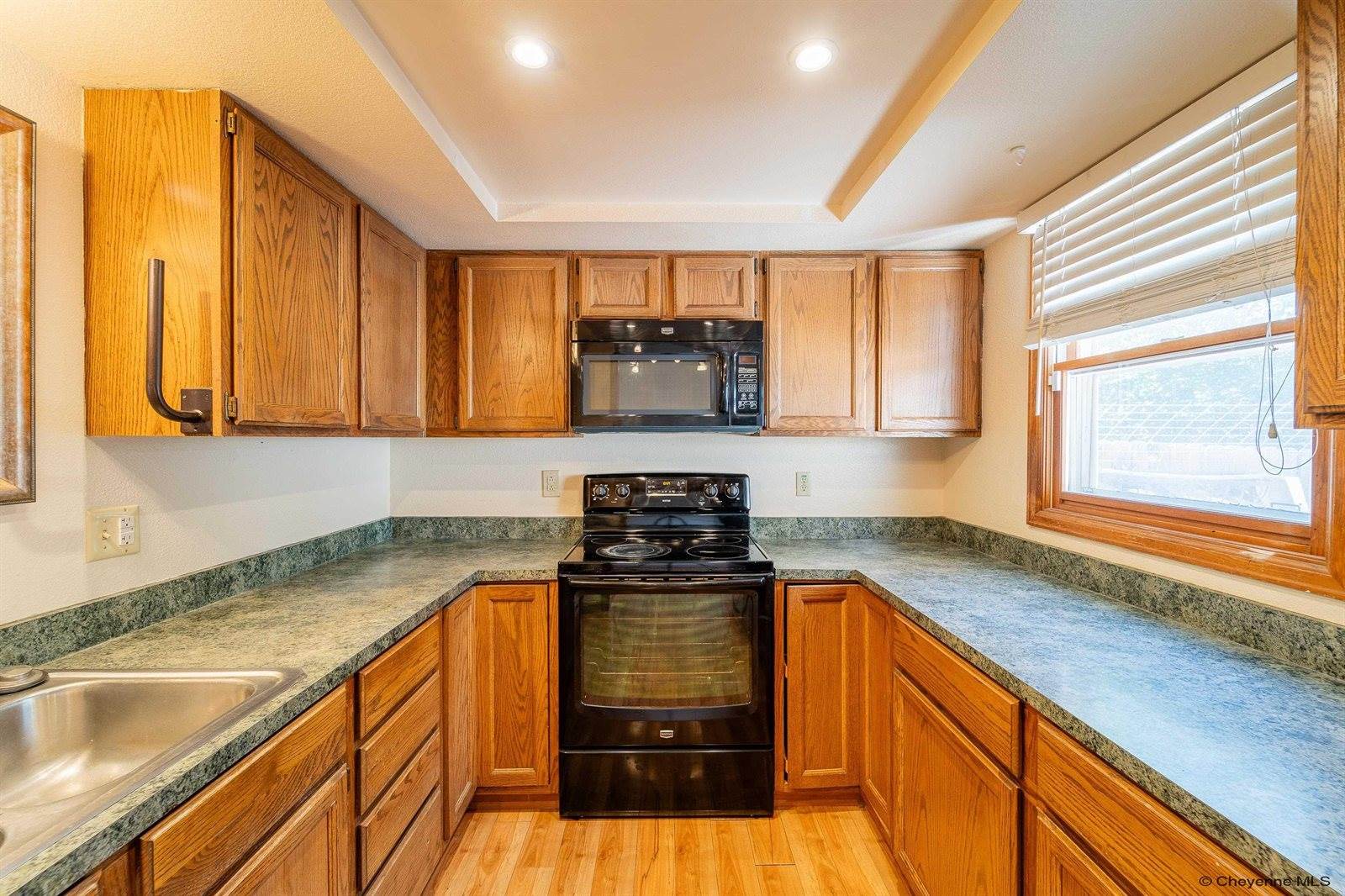 2407 East 16TH St, Cheyenne, WY 82001