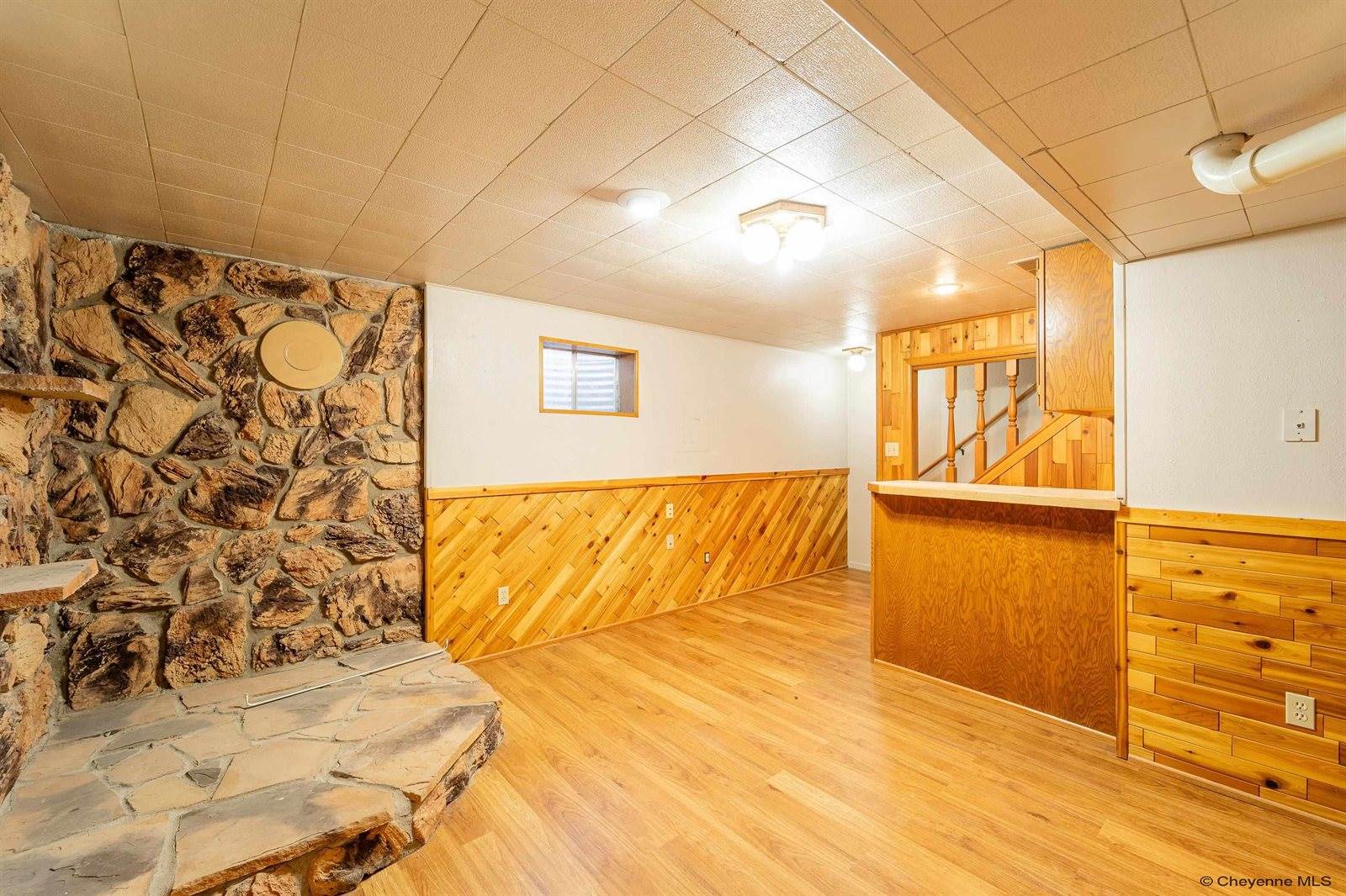 2407 East 16TH St, Cheyenne, WY 82001