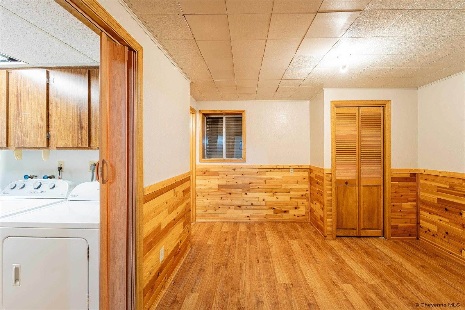 2407 East 16TH St, Cheyenne, WY 82001