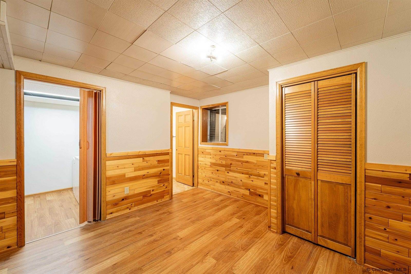 2407 East 16TH St, Cheyenne, WY 82001