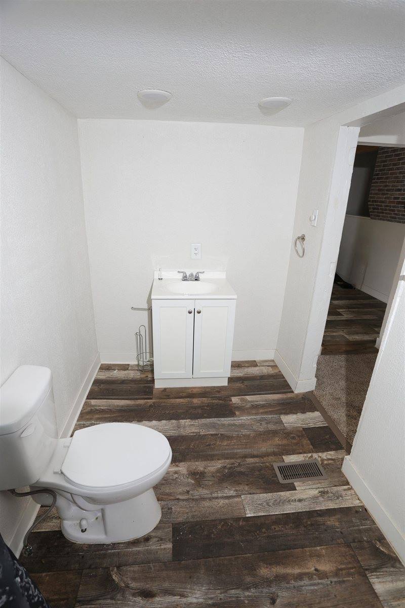 1138 South Hydraulic St, Wichita, KS 67211